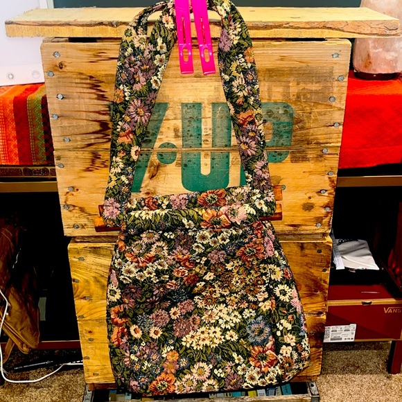 Vintage Handbags - Vintage knitting bag BNWOT